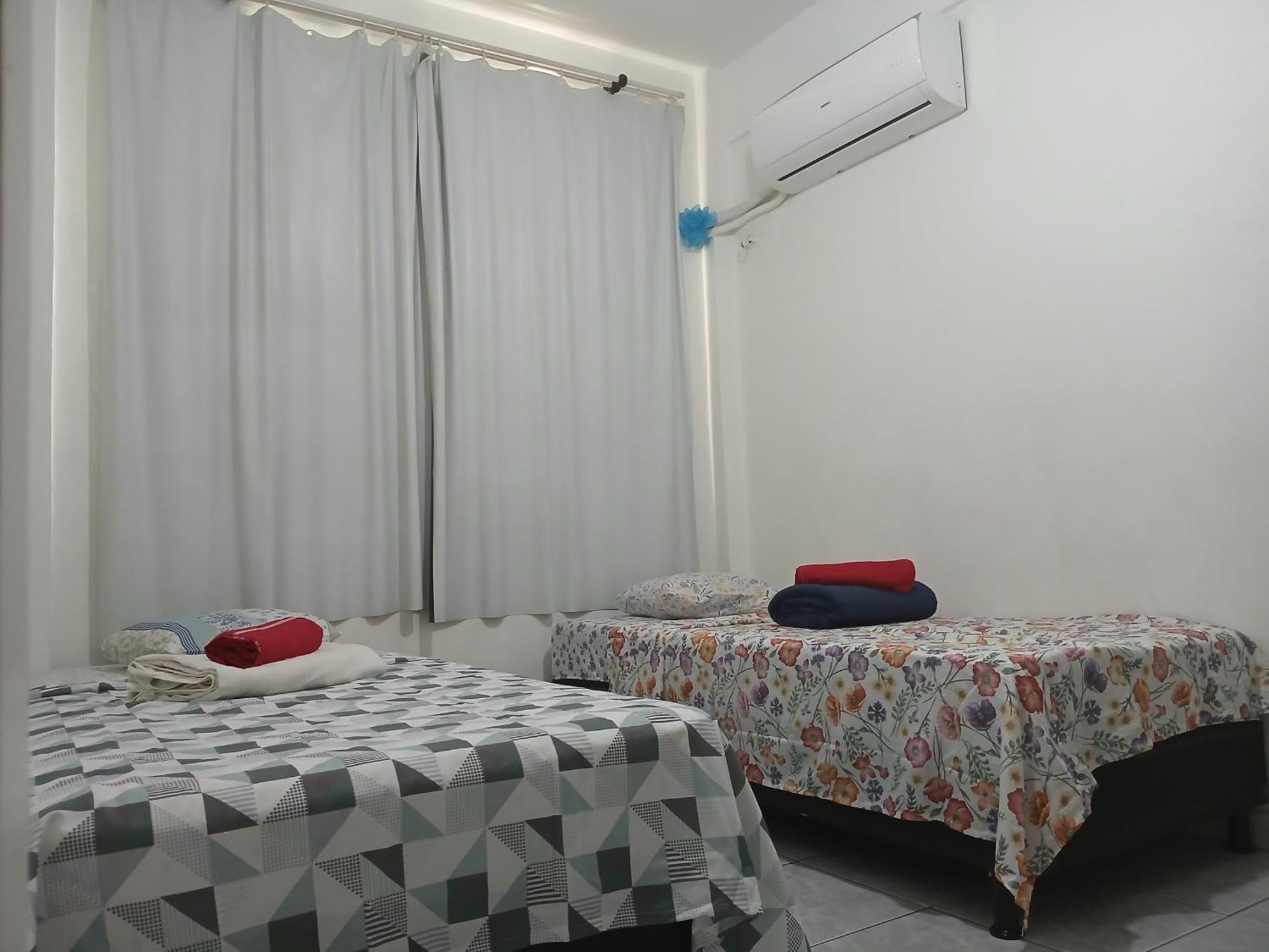 Privado Cama Casal Ou Solteiros Apto