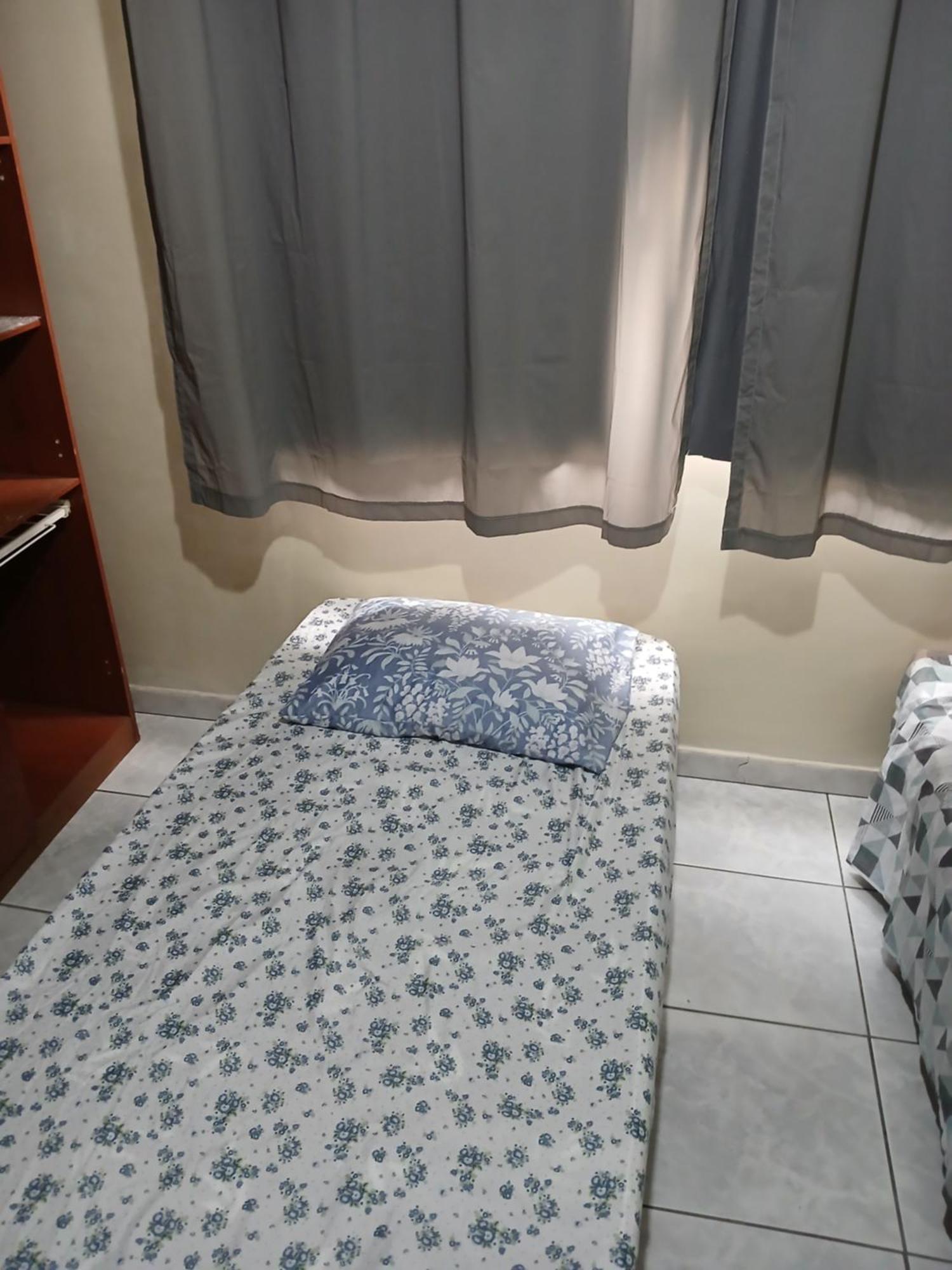 Privado Cama Casal Ou Solteiros Apto *